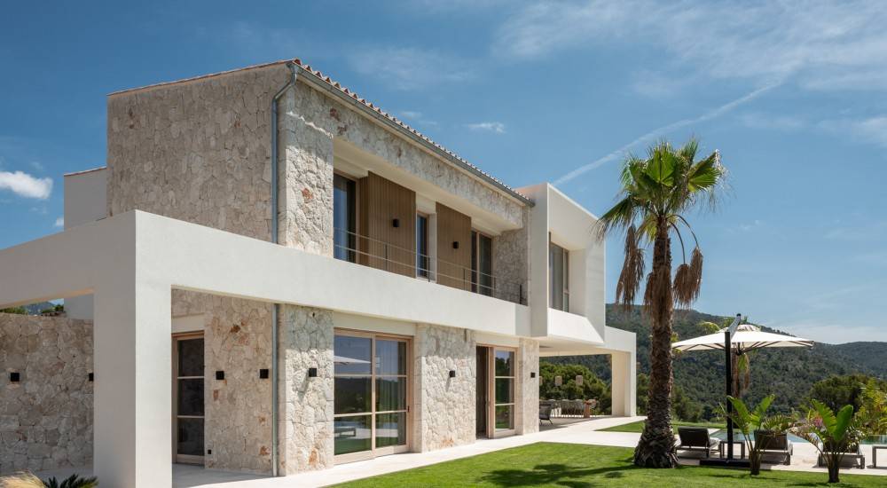 Izgradnja Kamene Kuće Berane